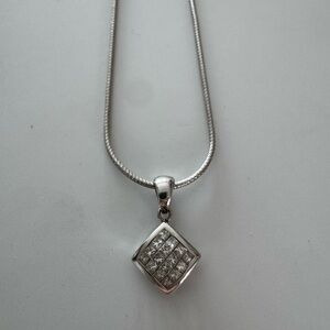 ✨ NATURAL DIAMOND PENDANT AND 10k GOLD Necklace ✨